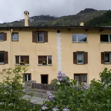 Apartamento Chesa Kober Giarsun By Interhome *